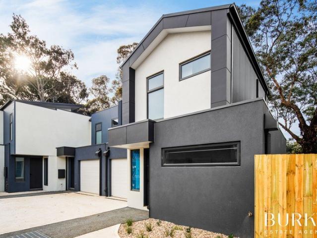 Townhouse for rent in WillowPark Estate, Melbourne