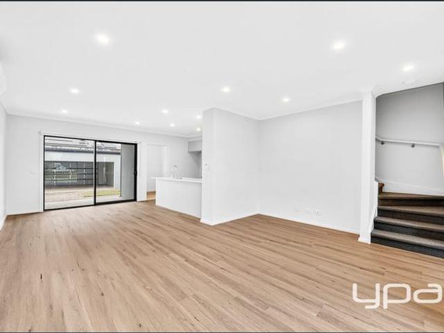 Townhouse for rent in Camerons Creek, Victoria