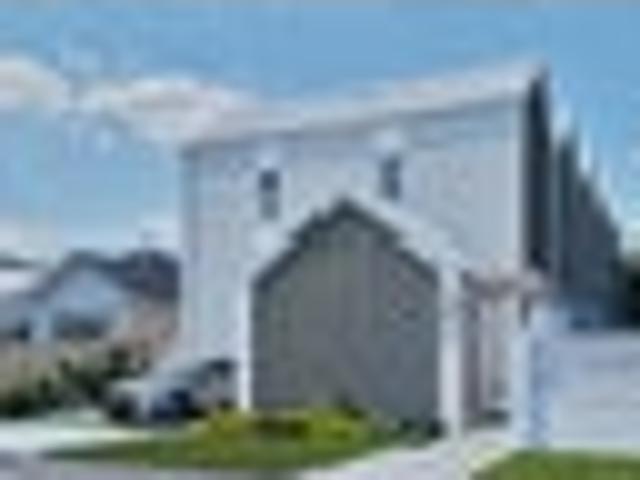 Townhouse for sale in Maupuia, Wellington