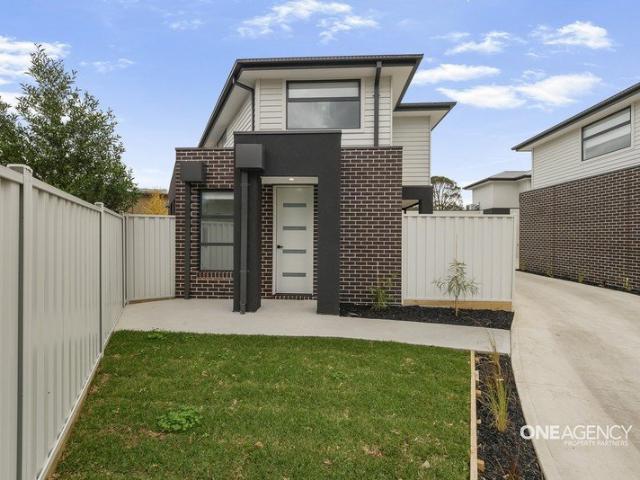 Townhouse for rent in Camerons Creek, Victoria