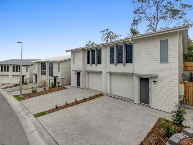 Townhouse for rent in Fernbrook, Queensland