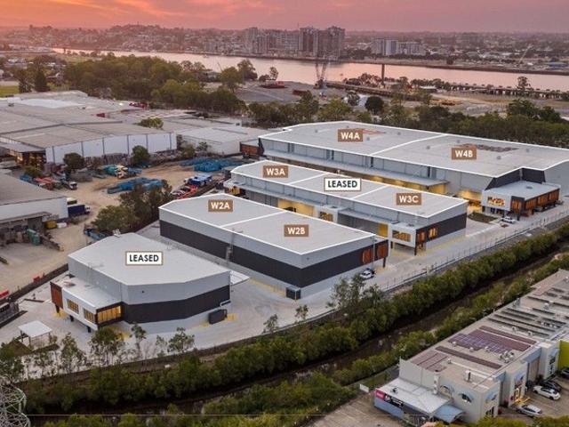 Warehouse for rent in Toombul, Queensland