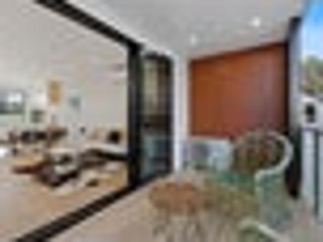 Townhouse for sale in Ōwairaka, Albert-Eden