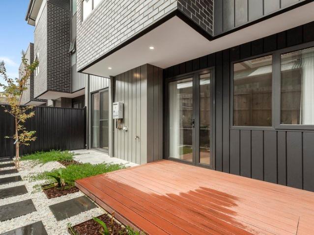 Townhouse for rent in Camerons Creek, Victoria