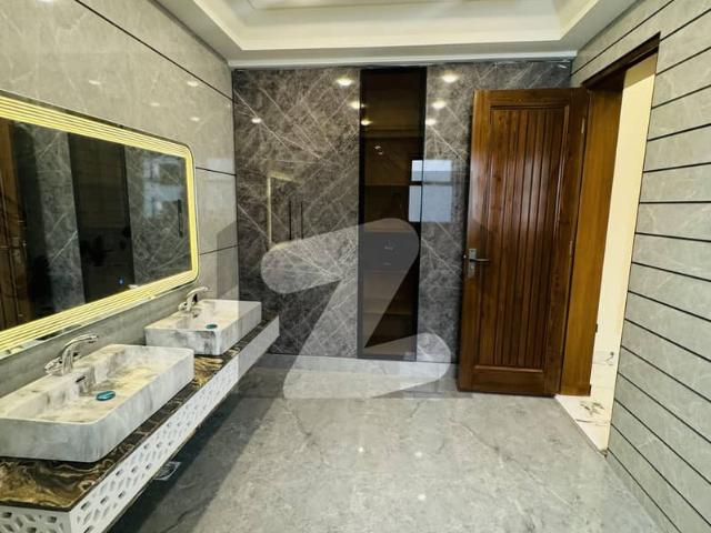 House for sale in Multan, Islamabad Capital Territory