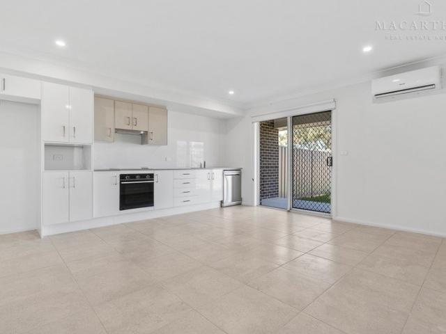 Duplex for rent in Boorooma, Wagga Wagga City Council