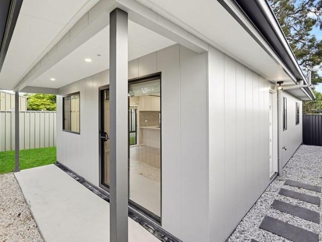 House for rent in St Clair, Sydney