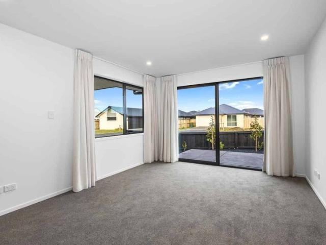 Townhouse for rent in Rolleston, Canterbury