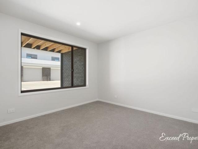 Townhouse for rent in Sorell, Hobart