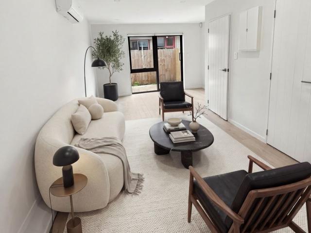 Townhouse for rent in Māngere East, Māngere-Ōtāhuhu