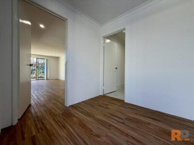 Apartment for rent in Parklands, Western Australia