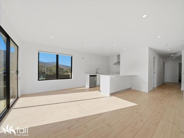 Apartment for rent in New Norfolk, Tasmania