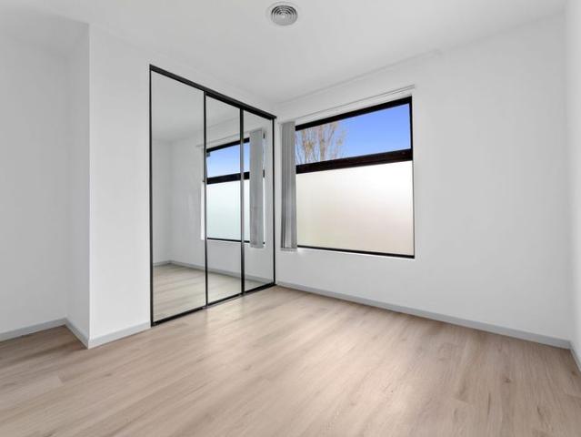 Townhouse for rent in Camerons Creek, Victoria