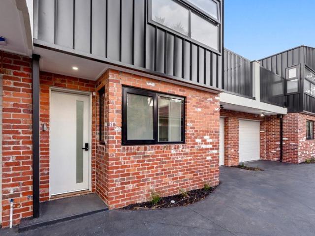 Townhouse for rent in Camerons Creek, Victoria