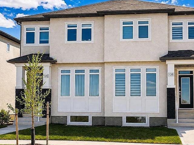 House for sale in East St. Paul, Manitoba