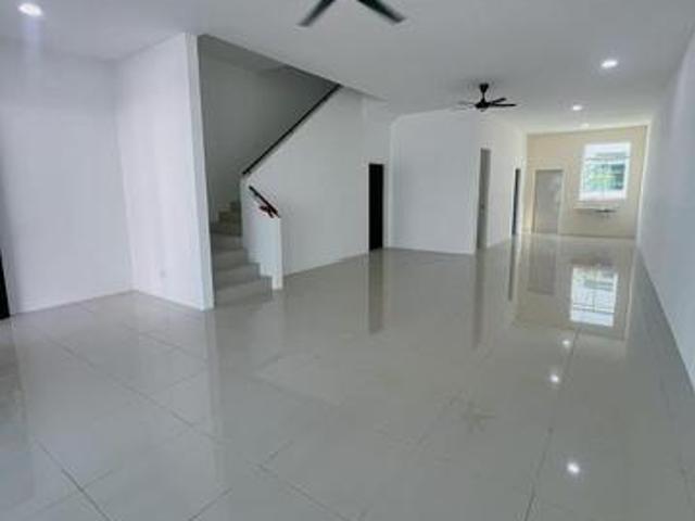 Terraced House for rent in Wellesley, Penang