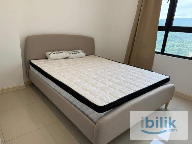 Room for rent in Teluk Kumbar, George Town