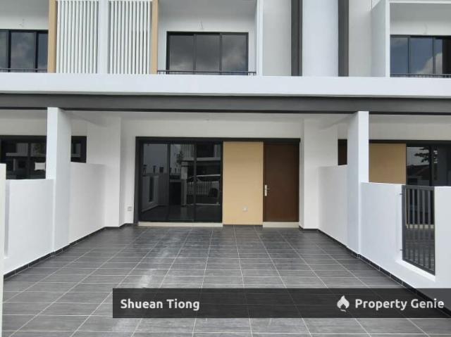Terraced House for sale in Taman Perjiranan 11, Johor Bahru