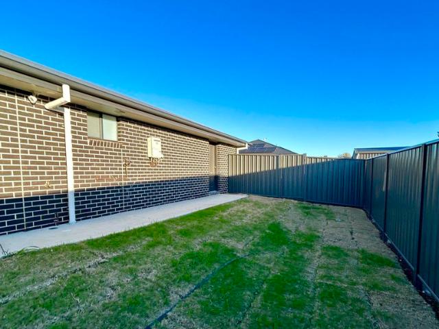 Duplex for rent in Piallamore, New South Wales