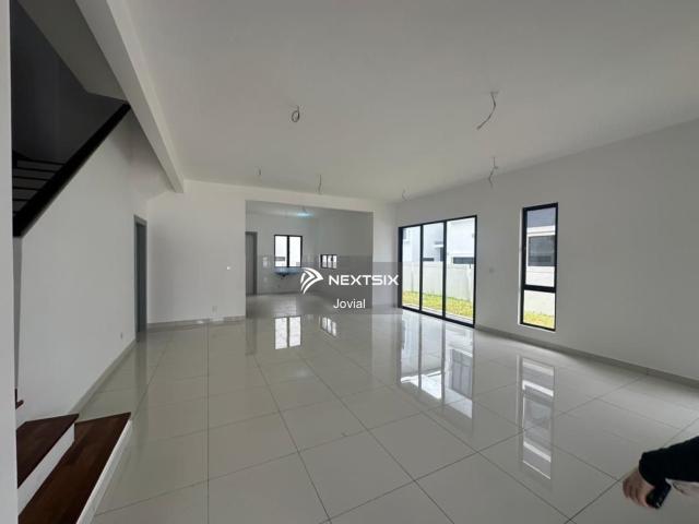 Residential House for sale in Country Heights Damansara, Kuala Lumpur