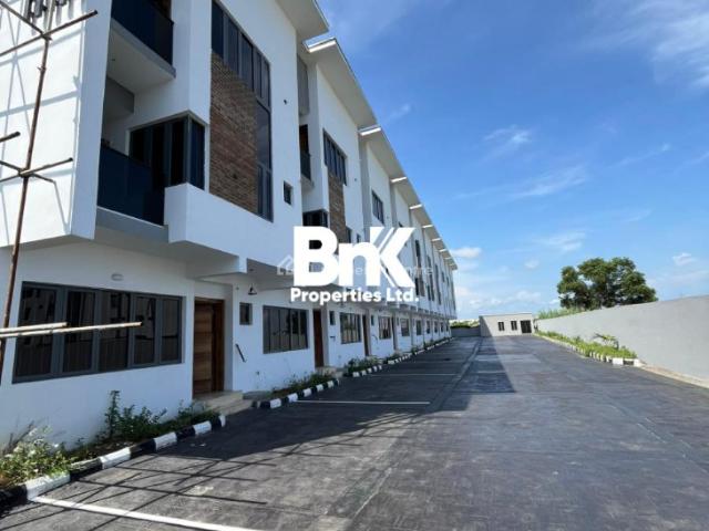 Detached house for rent in Eti Osa, Lagos