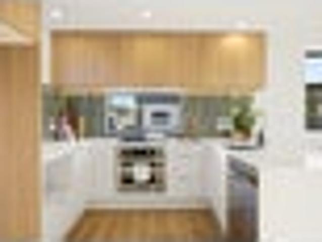 House for sale in Chaslands, Canterbury