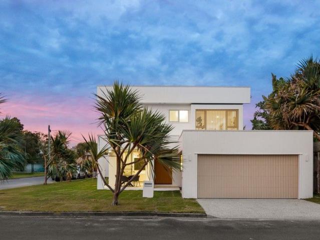 House for sale in Coolangatta