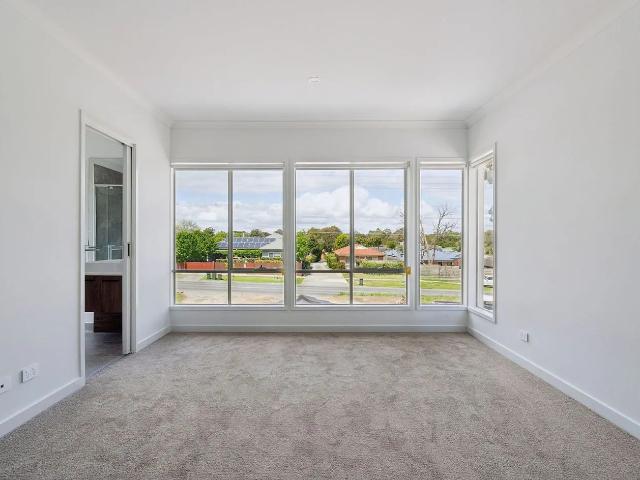 Townhouse for rent in Langwarrin, Melbourne