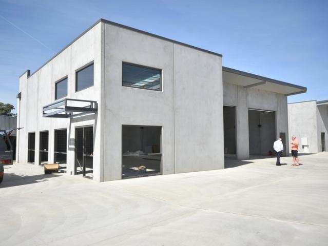Warehouse for rent in Albury, New South Wales