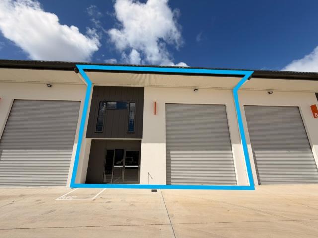 Warehouse for rent in Kings Creek, Queensland