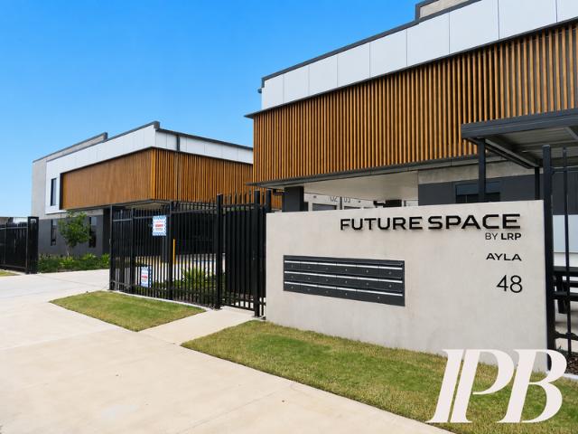 Warehouse for rent in Toombul, Queensland