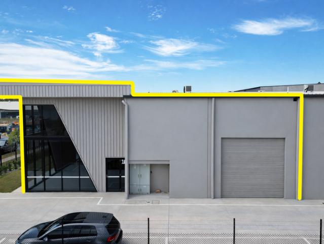 Warehouse for sale in Toombul, Queensland