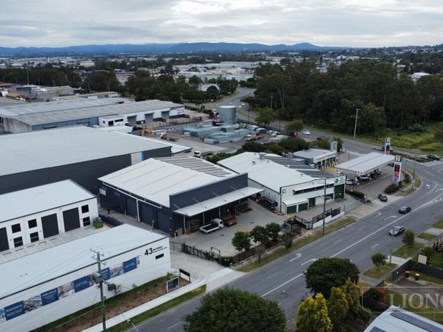 Warehouse for rent in Toombul, Queensland