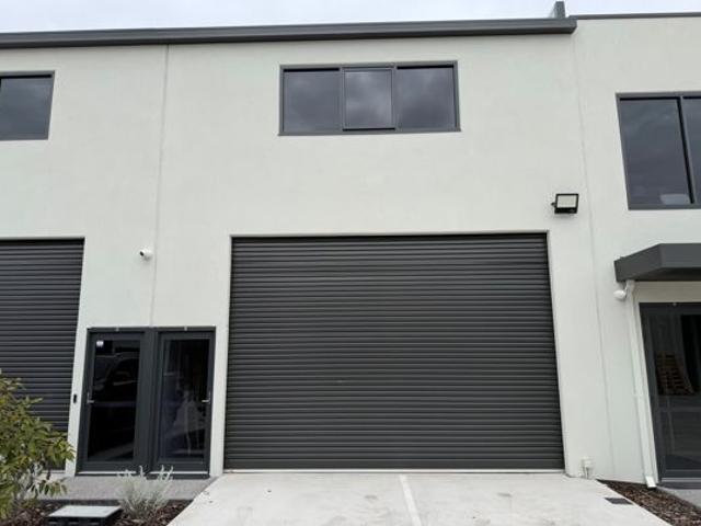 Warehouse for rent in Bayswater, Western Australia