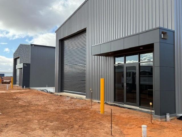 Warehouse for rent in Red Cliffs, Victoria