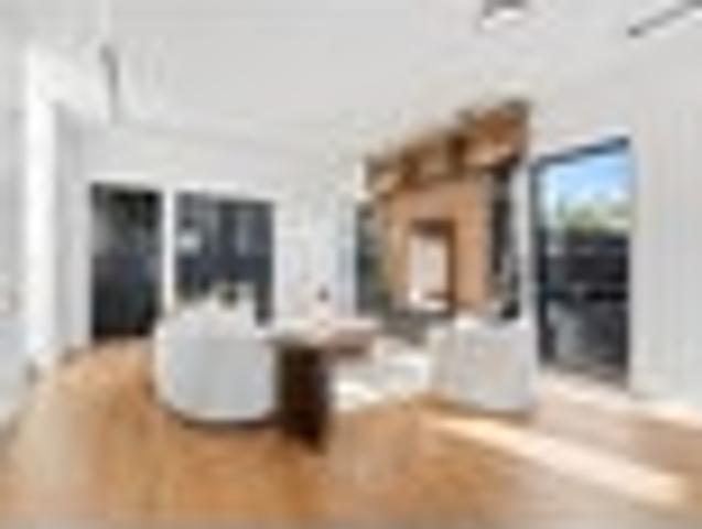 House for sale in Sunnynook, Oroua County