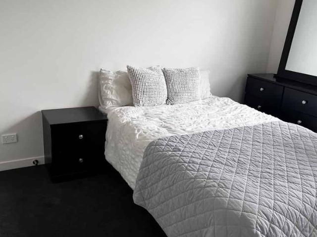 Townhouse for rent in Papakaio, Wellington