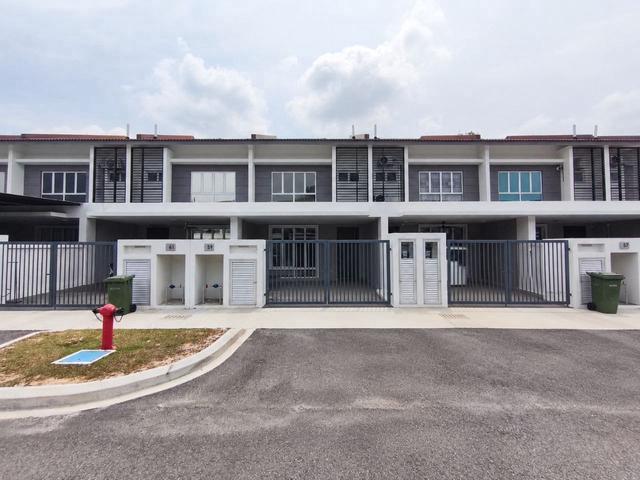 Terraced House for sale in Sungai Buloh, Shah Alam
