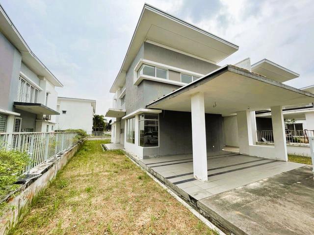 Residential House for sale in Petaling, Alam Impian