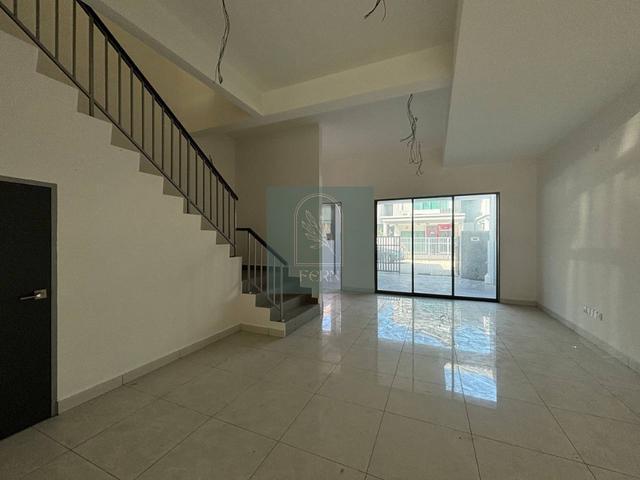Terraced House for sale in Wellesley, Penang