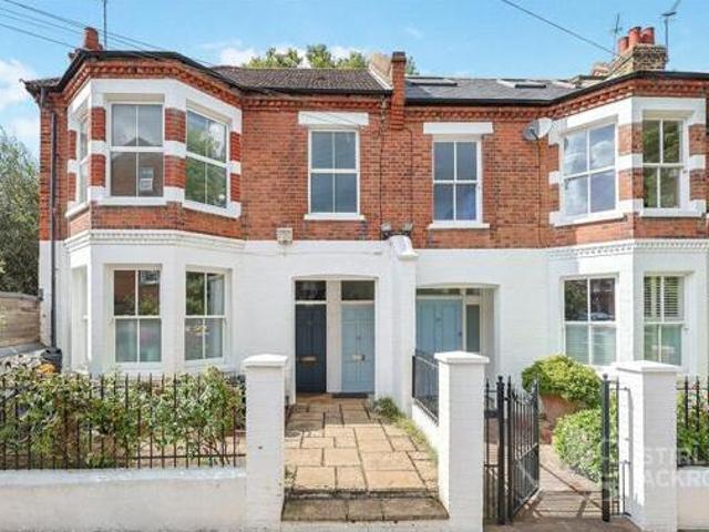 House for rent in Lyons, Greater London