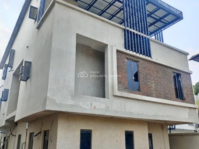 Detached duplex for rent in Ikeja , Abuja