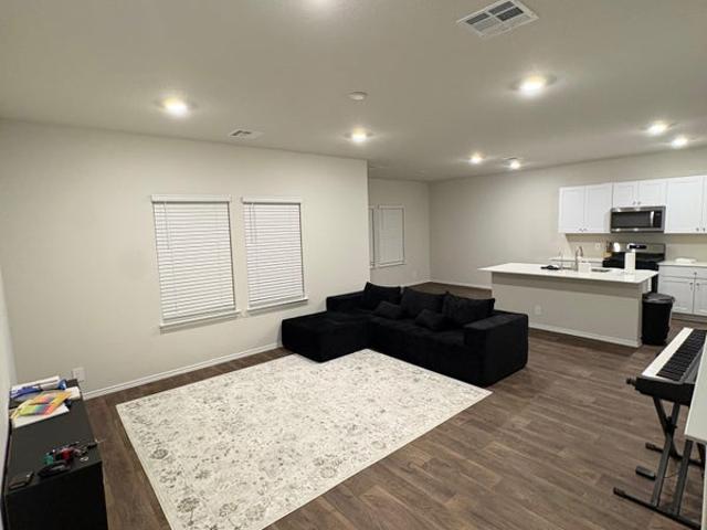 Room for rent in Leesville, Texas