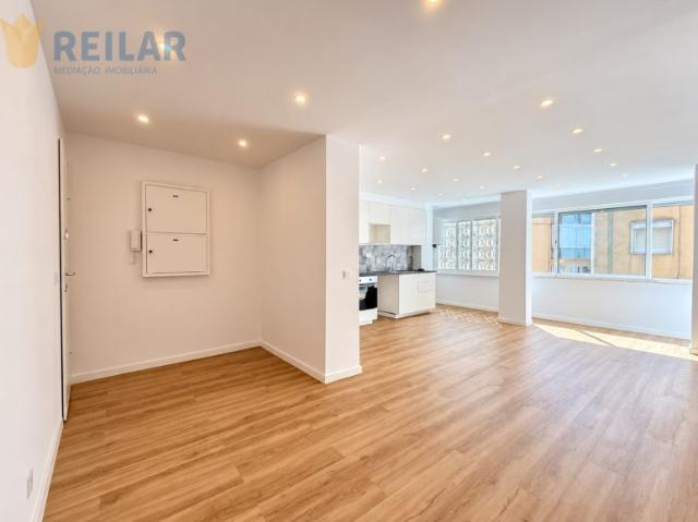 Apartamento venda em Encosta do Sol, Amadora