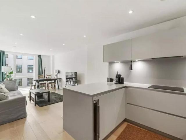 Apartment for rent in The Borough, Greater London