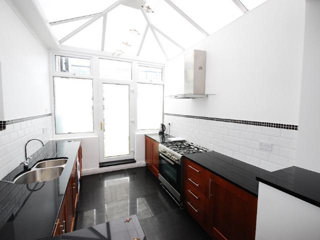 Apartment for rent in Walworth, Greater London