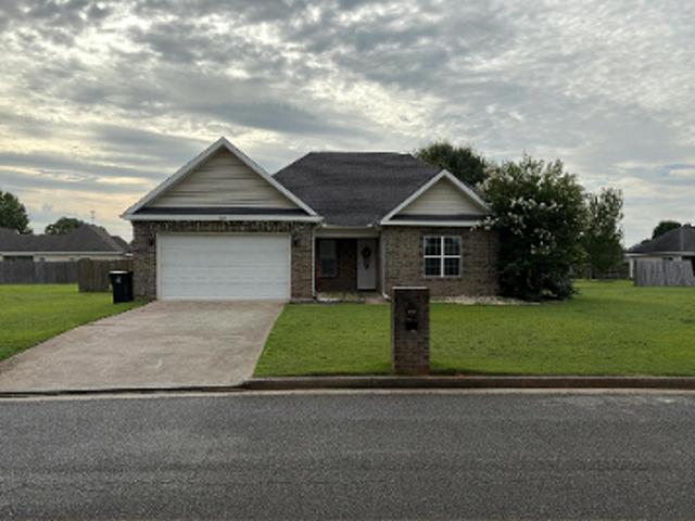 House for sale in Byron, Georgia