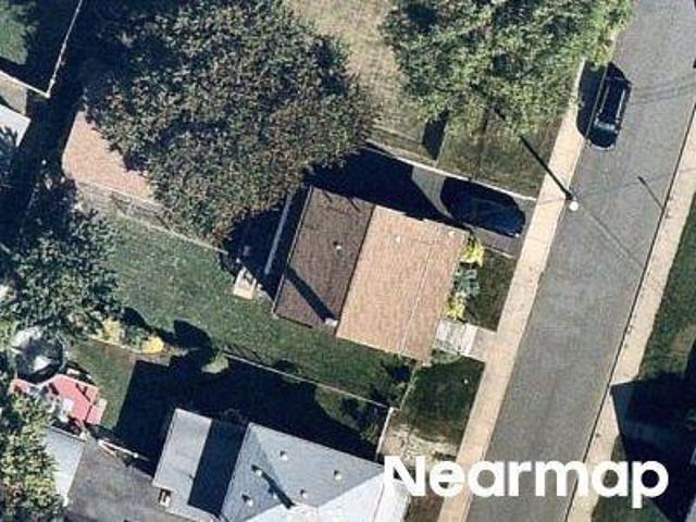 House for sale in Little Ferry, New Jersey