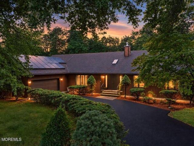 House for sale in Town Brook, Middletown Township
