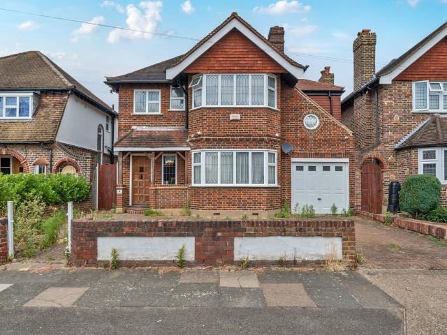 House for rent in Royal Borough of Kingston upon Thames, Greater London